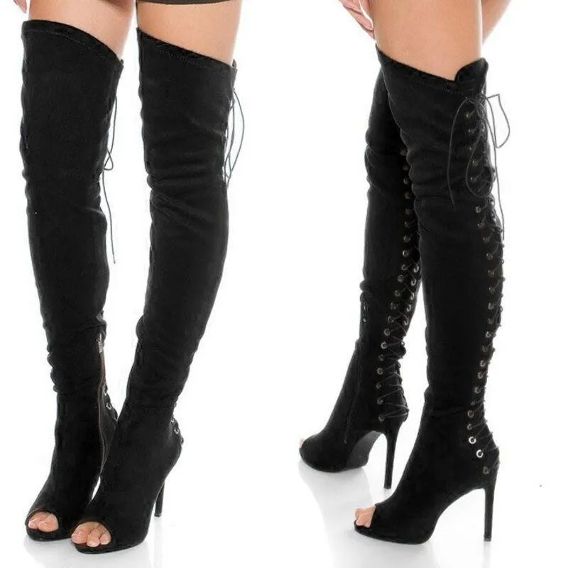 Botas de caña alta ante negro