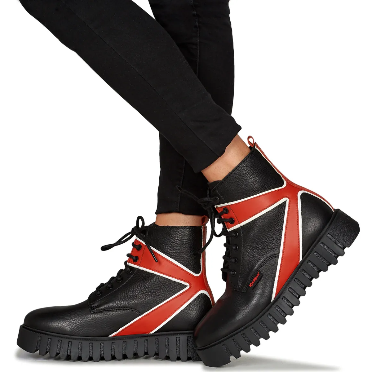 KICK FABULOUS