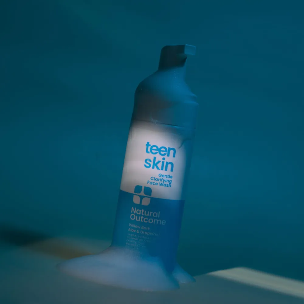 OUTCOME Teen Skin Foaming Face Wash
