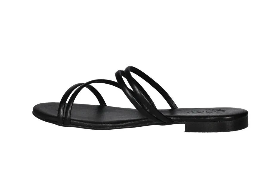 Pinky Piel Negro Tiras