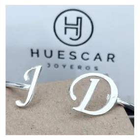 Pulseras de  Iniciales ó números en plata de ley y/o bañada en oro 18 kt.