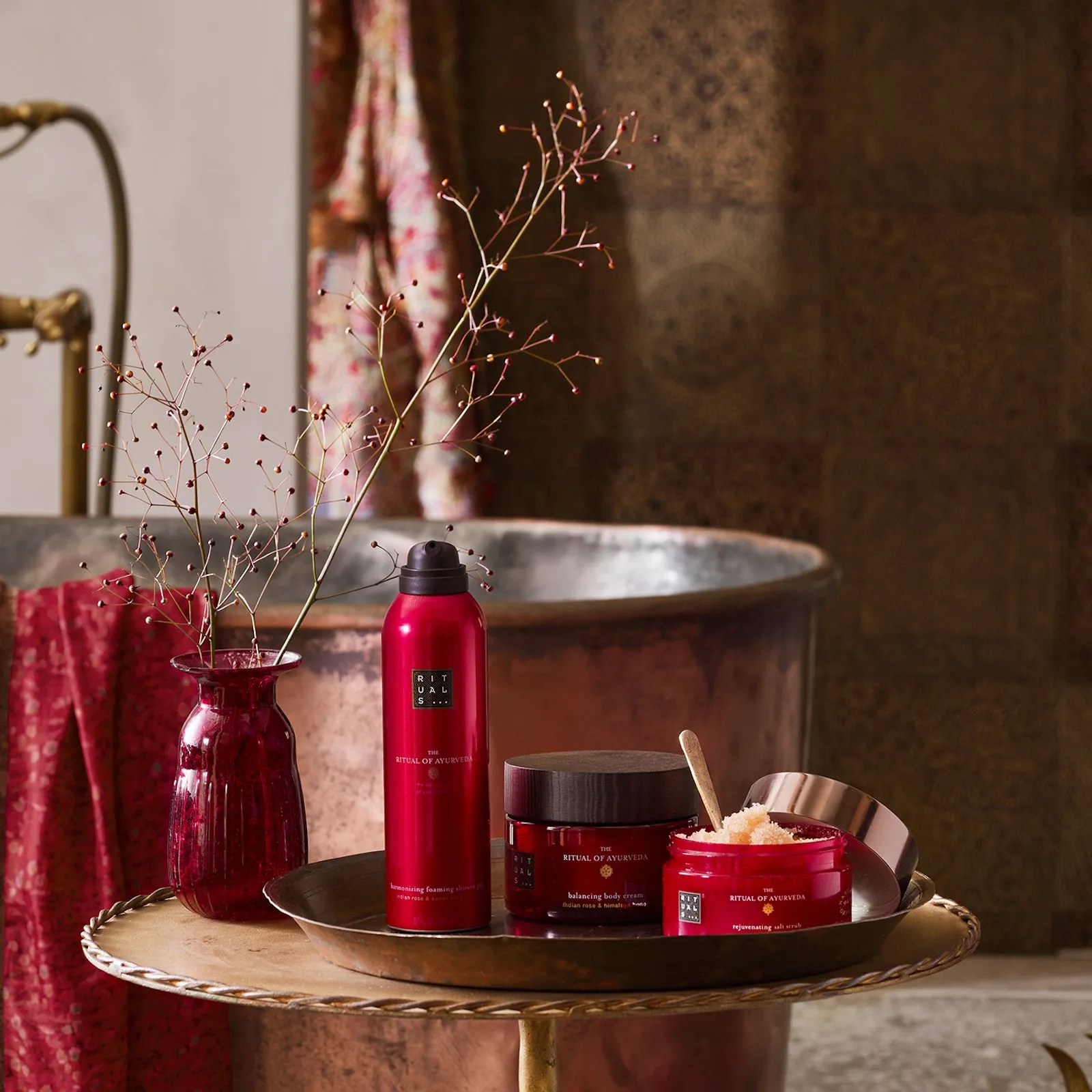 RITUALS THE RITUAL OF AYURVEDA  BRUMA PARA CUERPO Y CABELLO