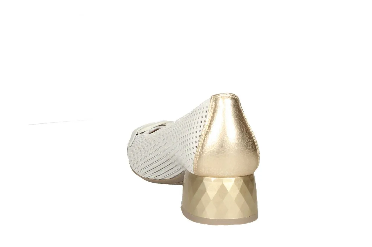 Salon Piel Beig Calado Punta/talon/tacon Oro Adorno Pala