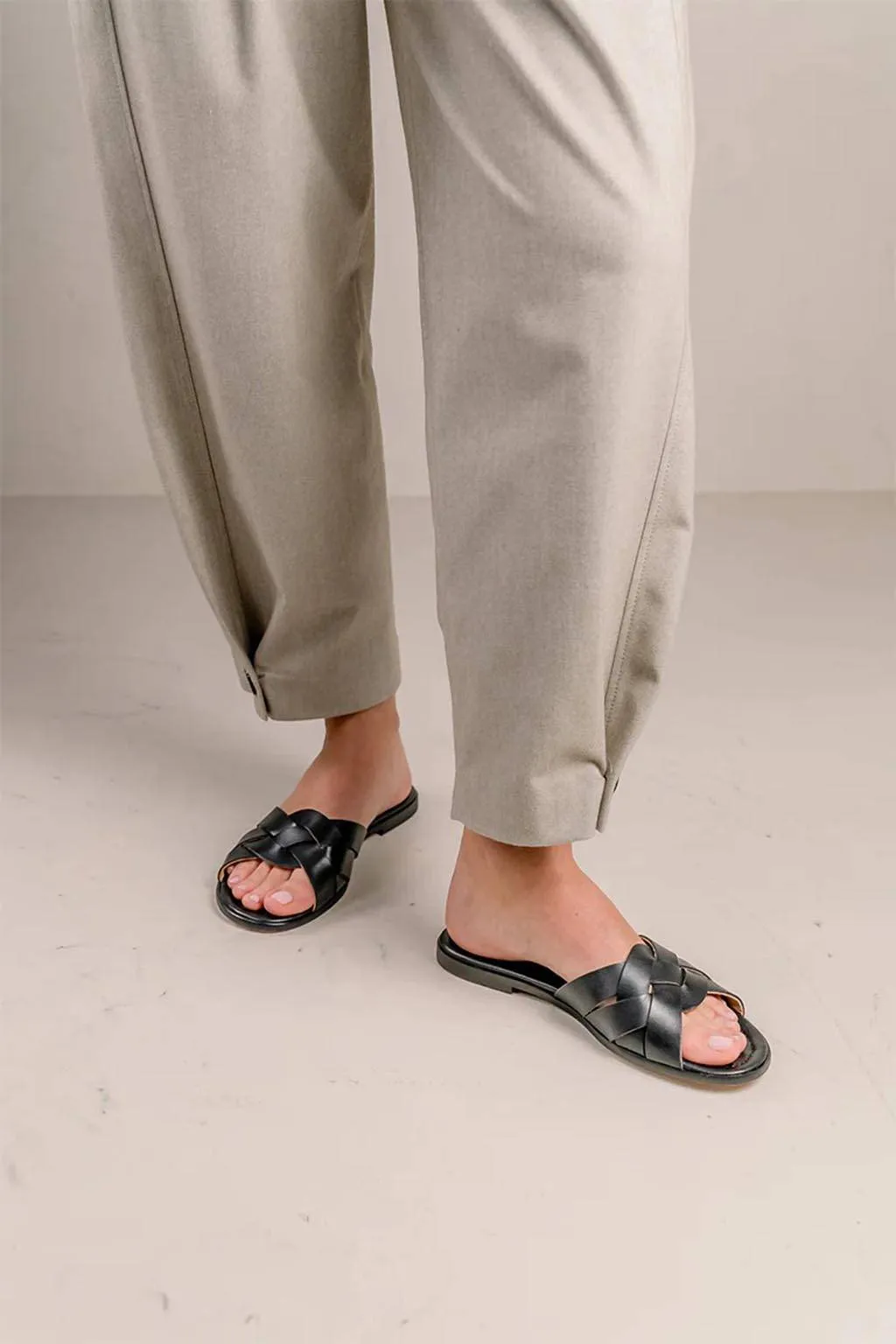 Sandalia Bryan 1531 Piel Negro