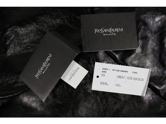 Yves Saint Laurent Totalizadores Castaño 